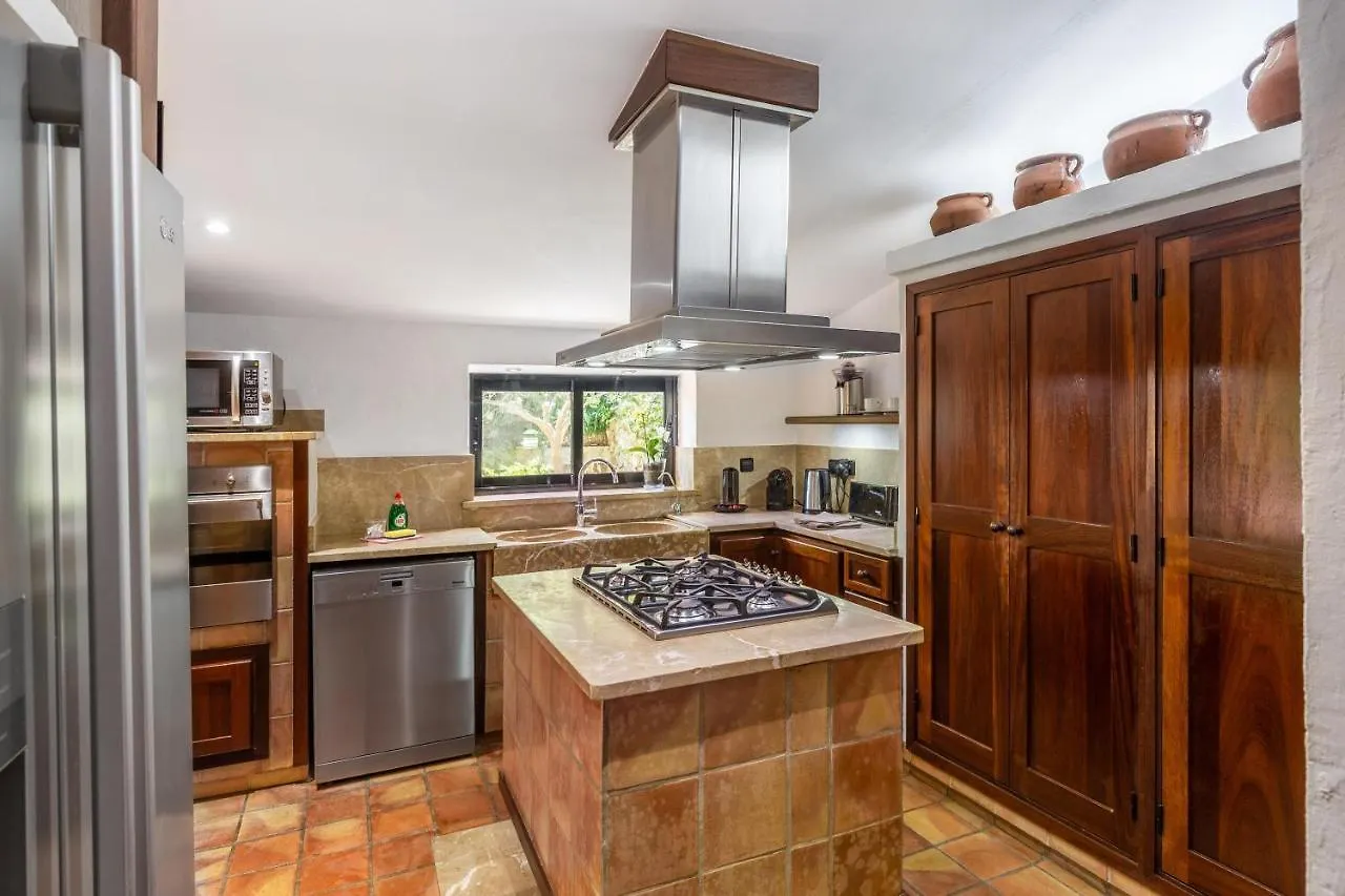 Villa Moliner Pollenca 0*,